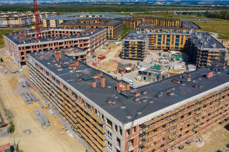 На фото — ЖК «Неоклассика-2» от застройщика ГК «Красная стрела»: