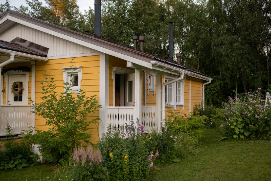 На фото — участок в пригороде